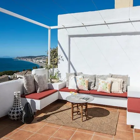 아파트 Floor With Magic View