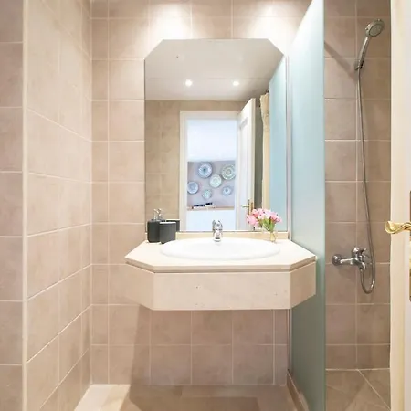 아파트 Floor With Magic View